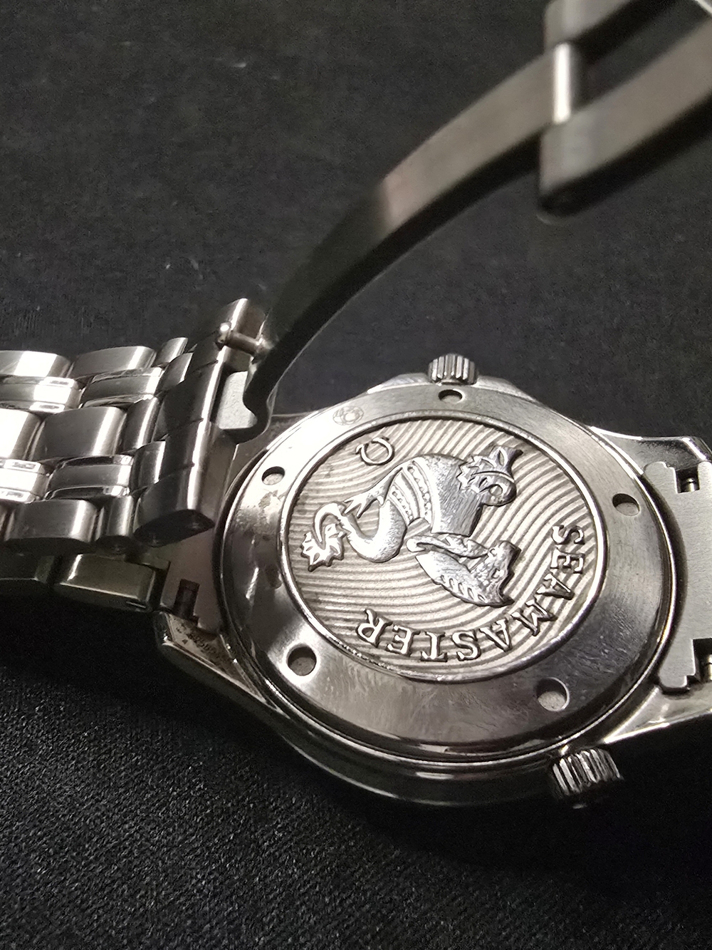 Omega Seamaster Stainless Steel Bracelet Watch - Blue Dial - Picture 3 of 11